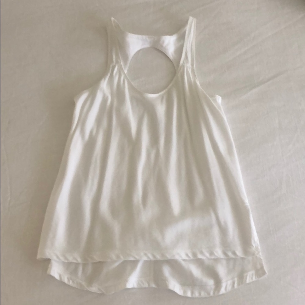 Lululemon cutout shirt